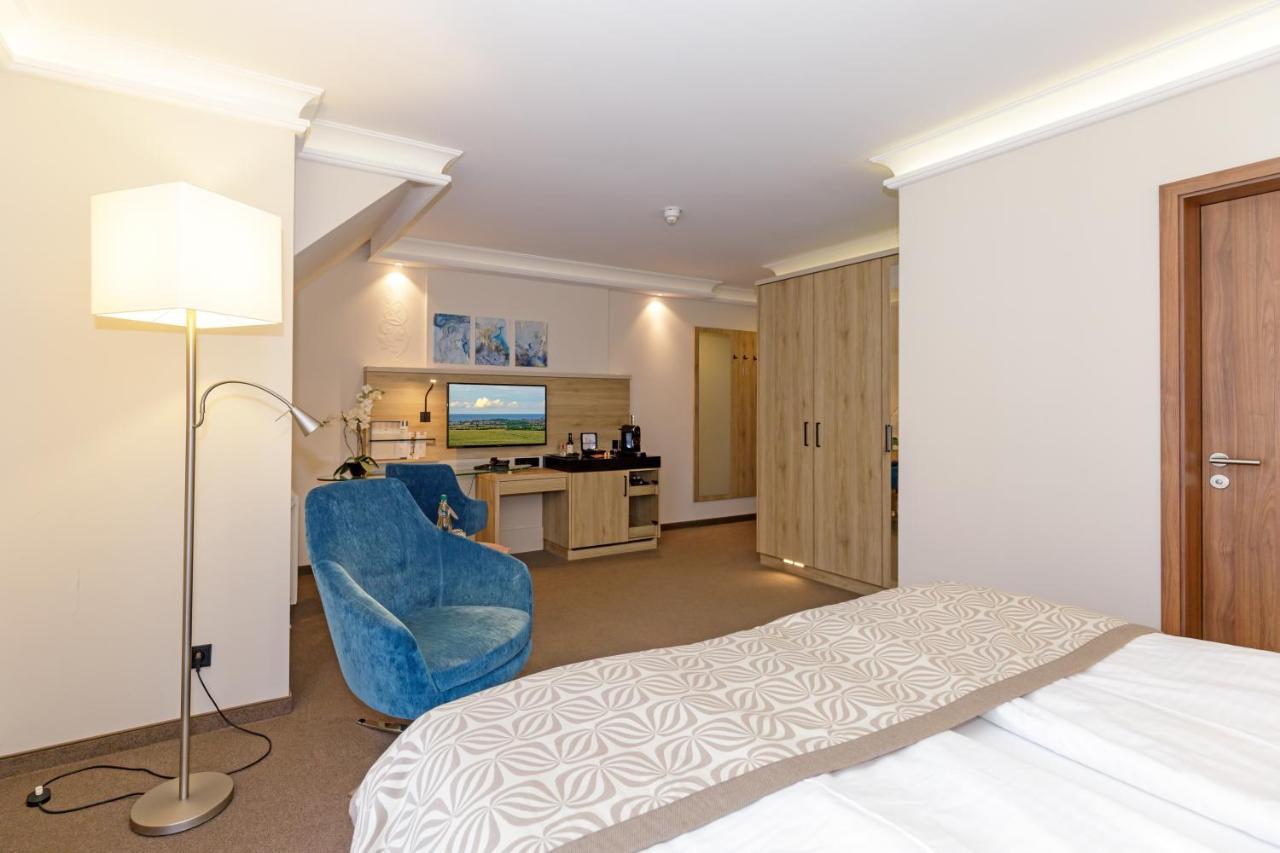 Hotel Am Strand Ostseebad Kühlungsborn Eksteriør billede